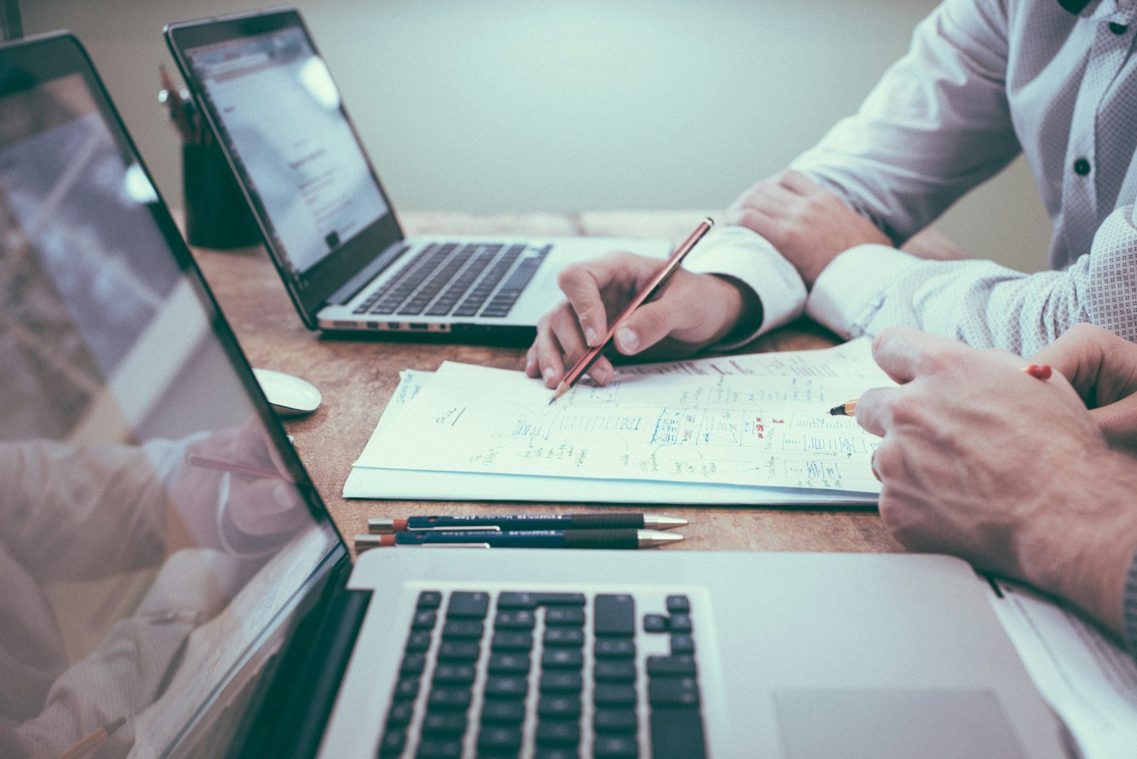 15-day job preparation plan on a desk